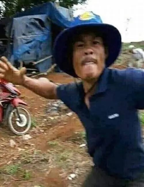156 155
