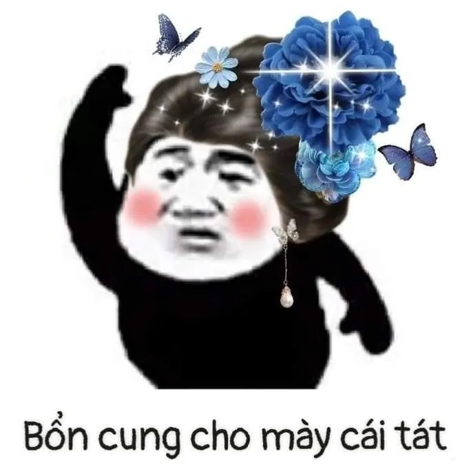 3 Gương mặt gấu trúc mặt người cài hoa xanh giơ tay giữa nền trắng, giống kiểu thái độ bề trên pha chút lố lăng
