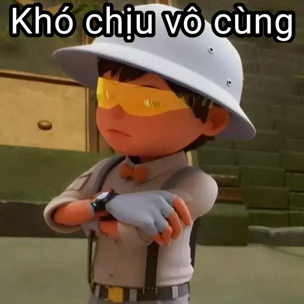 24 Ảnh hài nhân vật Lego đội mũ trắng đeo kính bảo hộ màu cam khoanh tay đầy thách thức kèm dòng chữ chế giễu sắc nét.