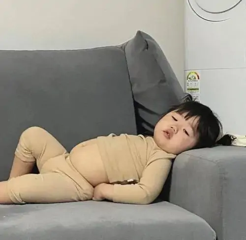 144 143