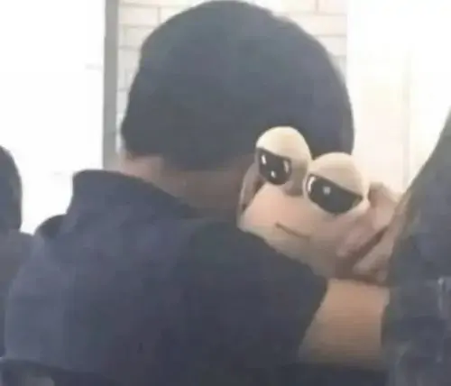 277 276