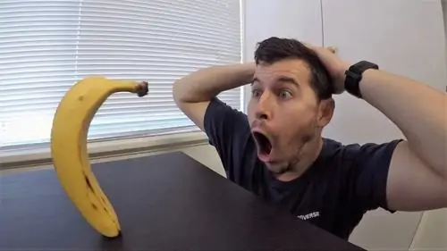 159 158