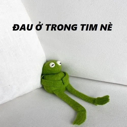 52 Ảnh Đau Ở Đây Này Meme Thể Hiện Tổn Thương Sâu Sắc Đầy Hài Hước